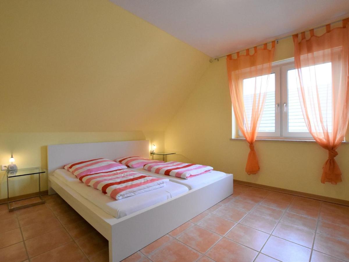 5-Bedroom Holiday Home In Zierow With Garden ภายนอก รูปภาพ