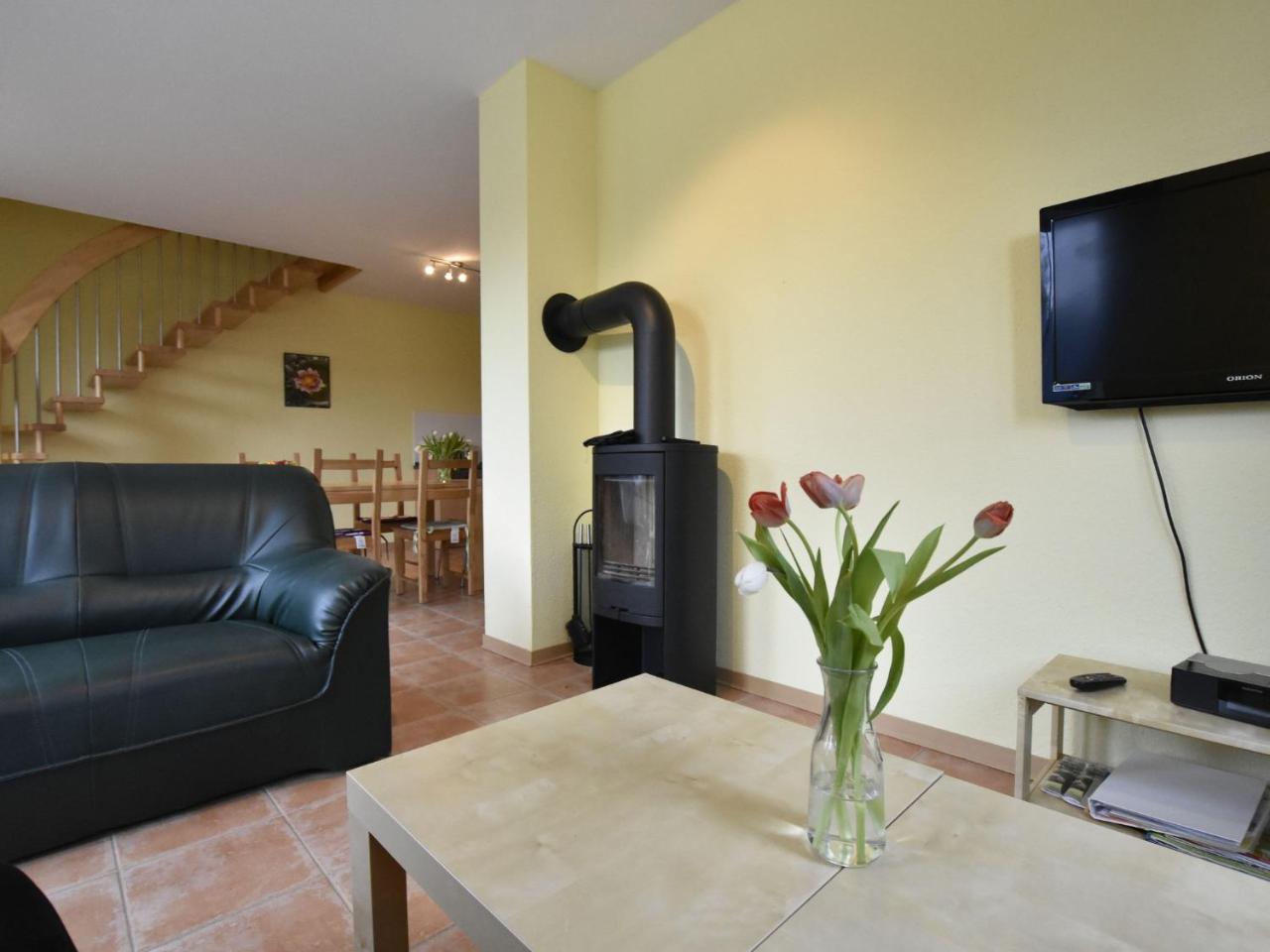 5-Bedroom Holiday Home In Zierow With Garden ภายนอก รูปภาพ